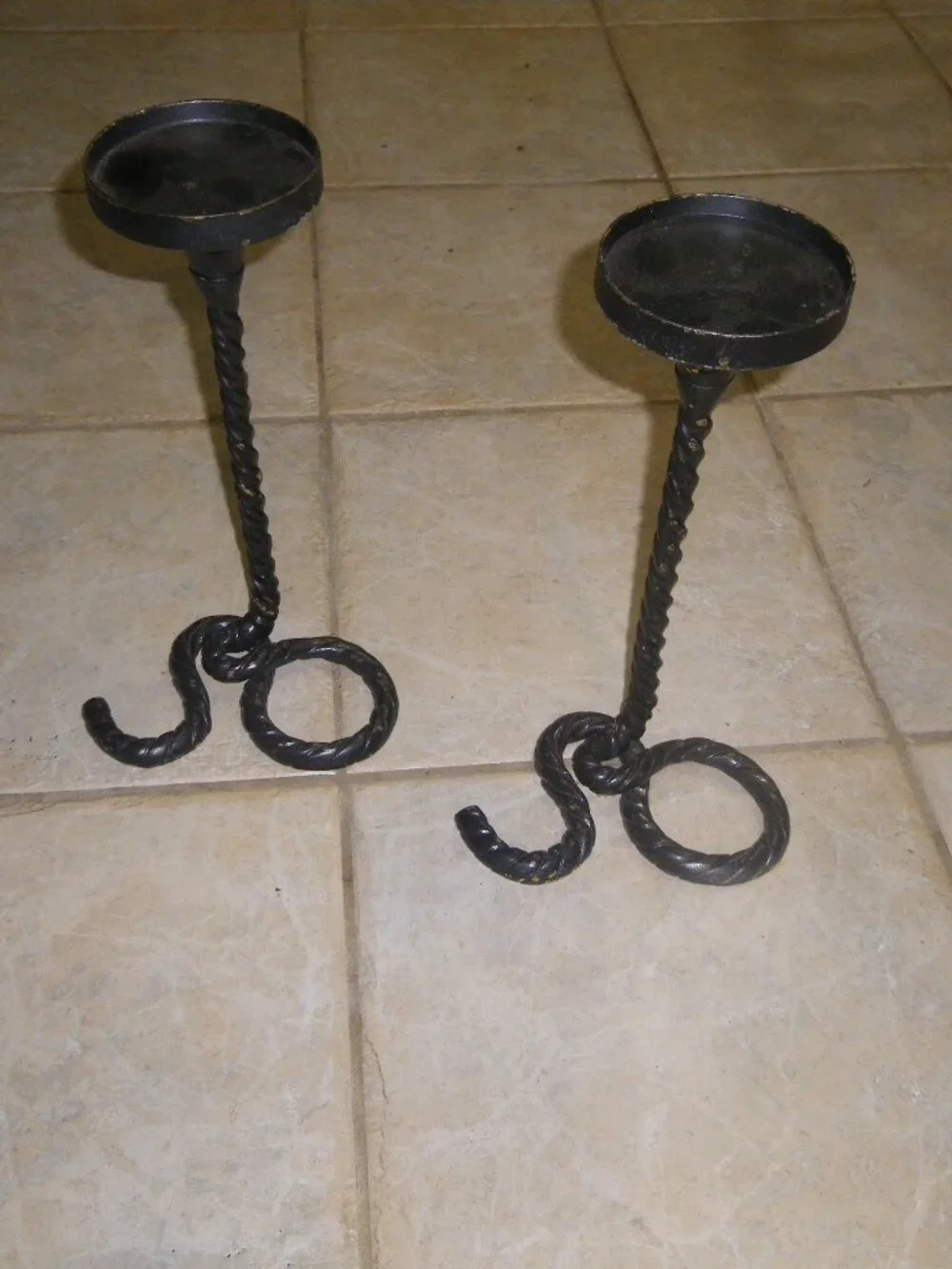 2 Large Tall Metal Candel Holders w/ Rope Motif